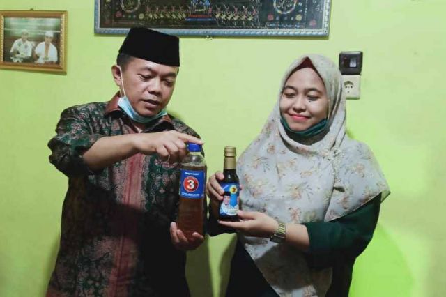 Silaturahmi dengan Tukang Jamu, Al Haris Kenalkan Ramuan Daun Sungkai