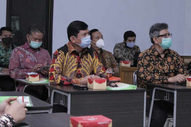 Syafril Nursal Hadiri Sidang Ujian Promosi Doktor Sekjen Ikatan Alumni SMP 7 Kota Jambi