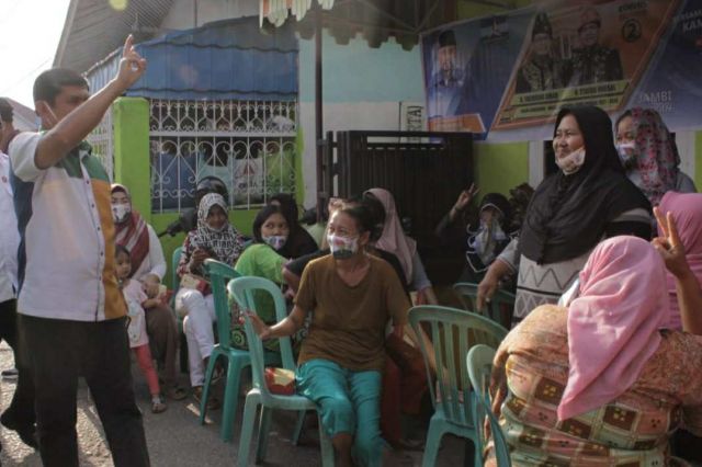 Emak-emak Mejelis Taklim Lebak Bandung Dukung Fachrori-Syafril