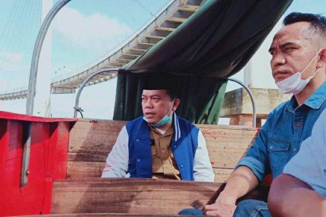Gunakan Perahu, Al Haris Telusuri dan Lihat Kondisi Desa di Bantaran Sungai Batanghari