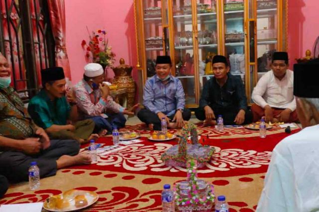 Di Kediaman Adik HBA, Al Haris Silaturahmi dengan Warga Sungai Abang Sarolangun