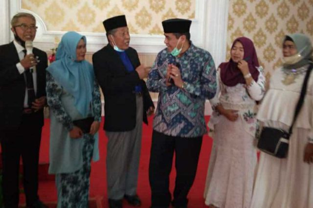 Saat Abdullah Sani dan HBA Tertawa Lepas di Acara Resepsi Pernikahan