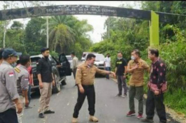 Bupati Al Haris Pantau Sejumlah Pembangunan Jalan di Merangin