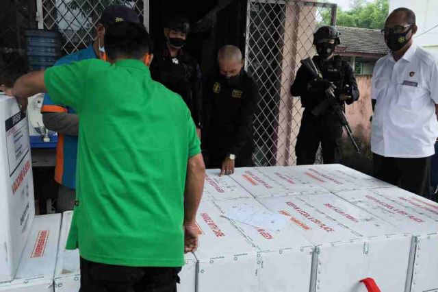 Provinsi Jambi Terima 17.240 Dosis Vaksin Covid-19 Trip III