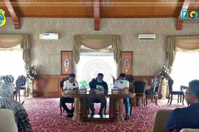 Lonjakan Kasus Covid-19, Bupati Tanjab Timur Gelar Rapat Mendadak