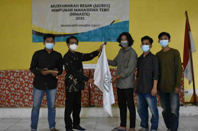 Yoga Pangestu Resmi Pimpin HIMASTE Periode 2021-2023