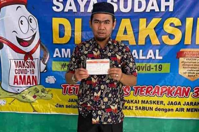 Ketua DPRD Sungai Penuh Divaksin Dosis Kedua