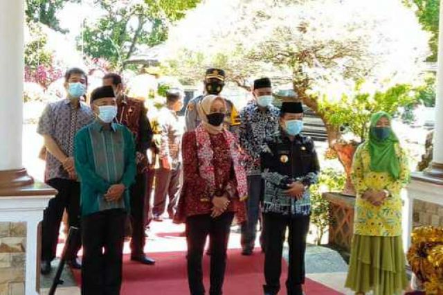 Saat Pj Gubernur Disambut Gubernur Jambi Terpilih Al Haris
