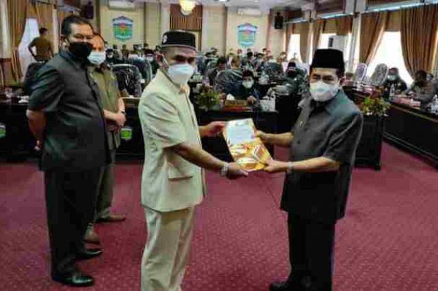 Wako AJB Sampaikan 3 Ranperda ke Dewan