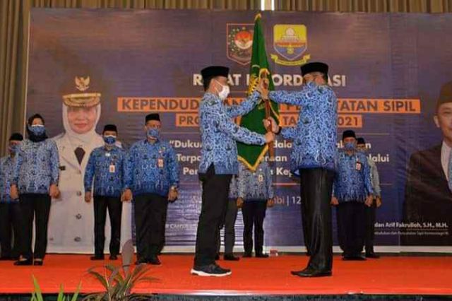 Pj Gubernur Nyatakan Komitmen Wujudkan Jambi Tertib Administrasi Kependudukan