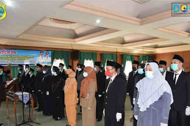 Sekda Tanjabtim Lantik dan Ambil Sumpah Jabatan Fungsional