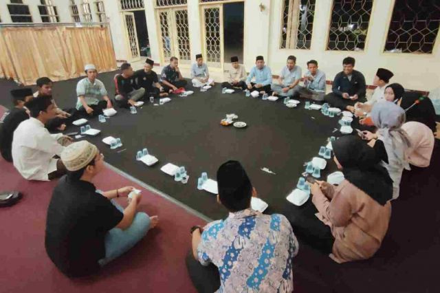 PMII Komisariat FEBI UIN STS Jambi Gelar Buka Bersama Kader dan Alumni