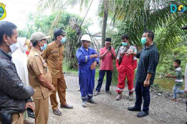 Bupati Romi Tinjau Pembangunan Jalan CSR PetroChina