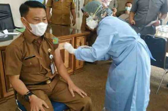 Cegah Covid-19, Pemkot Mulai Melaksanakan Pemberian Vaksin Dosis Kedua
