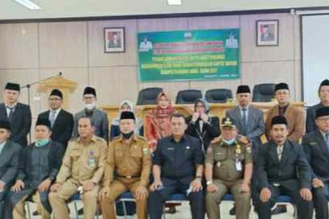 12 Pejabat Sekretariat DPRD Muaro Jambi di Rotasi