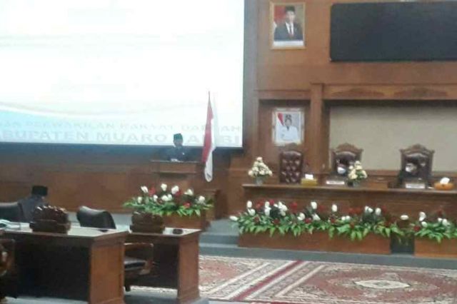 DPRD Muaro Jambi Gelar Paripurna Penyampaian Rekomendasi Fraksi Atas LKPJ Bupati