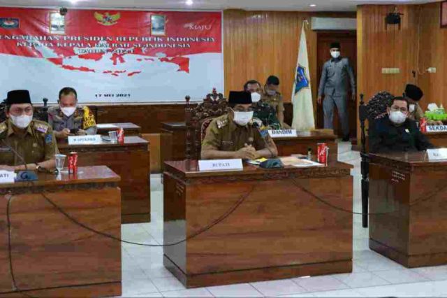 Bupati dan Wabup Tanjab Barat Ikuti Rapat Koordinasi Kepala Daerah Seluruh Indonesia