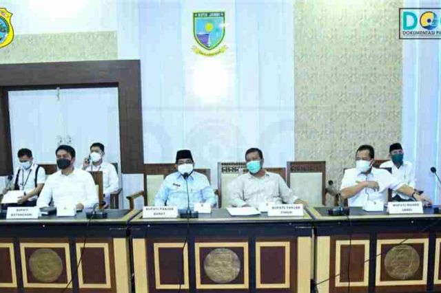 Bupati Tanjab Timur Hadiri Rapat Batas Daerah
