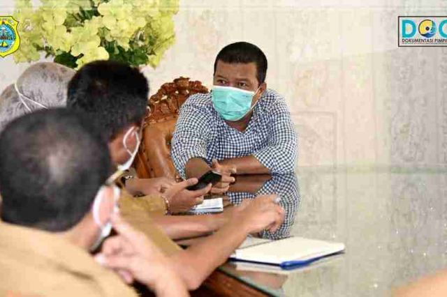 Bupati Tanjab Timur Pimpin Rakor Penanganan Covid-19