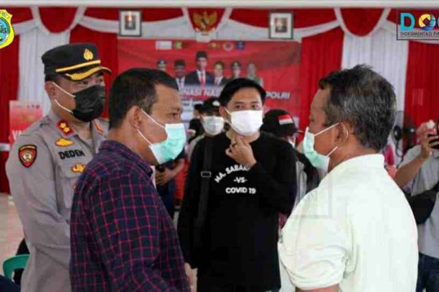 Bupati Romi Tinjau Vaksinasi Covid-19 di Polres Tanjab Timur