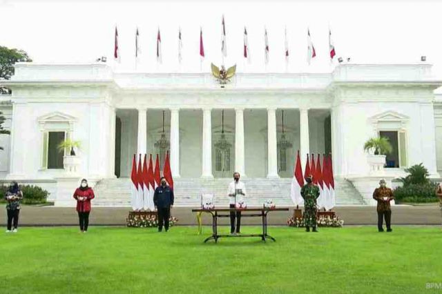 Luncurkan 300 Ribu Paket Obat Isoman Gratis, Presiden Minta Dilakukan Pengawasan Ketat