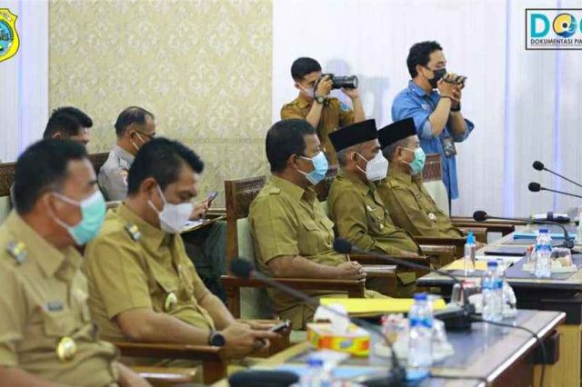 Bupati Romi Hadiri Rakor Karhutla