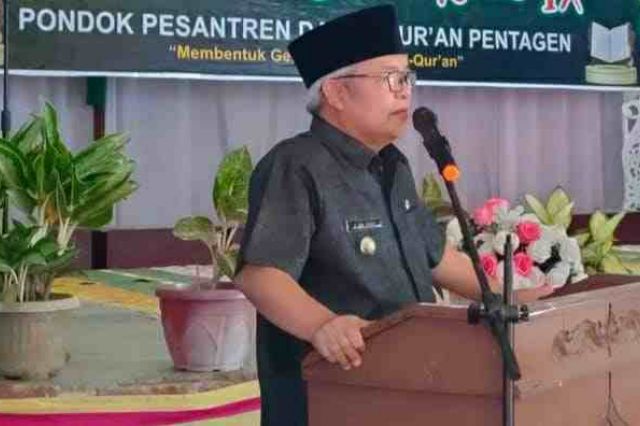 Wabup Kerinci Ami Taher Hadiri Wisuda Tahfidz Ponpes Darul Qur’an Pentagen