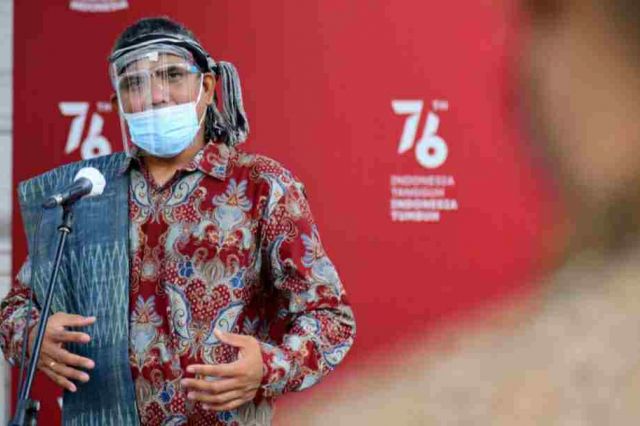 Presiden Jokowi Terima Aktivis Lingkungan Togu Simorangkir di Istana