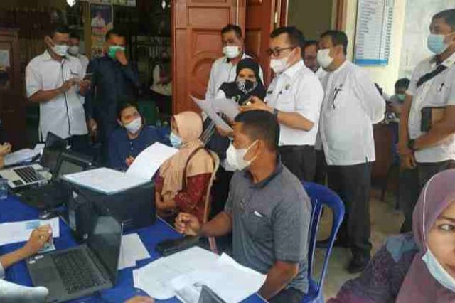 Wako Ahmadi Minta Pelaku Usaha Tetap Produktif dan Disiplin Prokes Covid-19