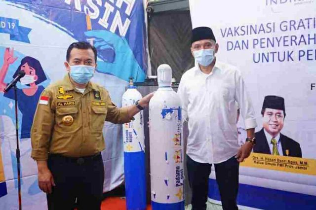 Tinjau Vaksinasi dan Penyaluran Tabung Oksigen, Gubernur Al Haris: Gunakan Sebaik Mungkin Layani Masyarakat