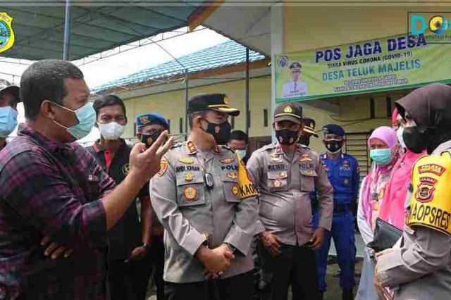 Bupati Romi Tinjau Vaksin Covid-19 di Desa Teluk Majelis