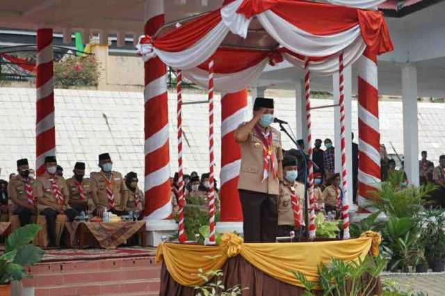 Gubernur Al Haris Pimpin  Upacara Hari Pramuka ke-60 di Tebo