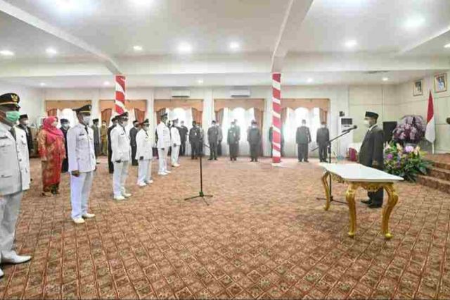 Ini 25 Pejabat Merangin yang Dilantik Bupati Mashuri