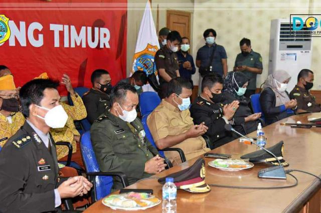 Bupati Romi Rayakan HUT TNI Bersama Veteran