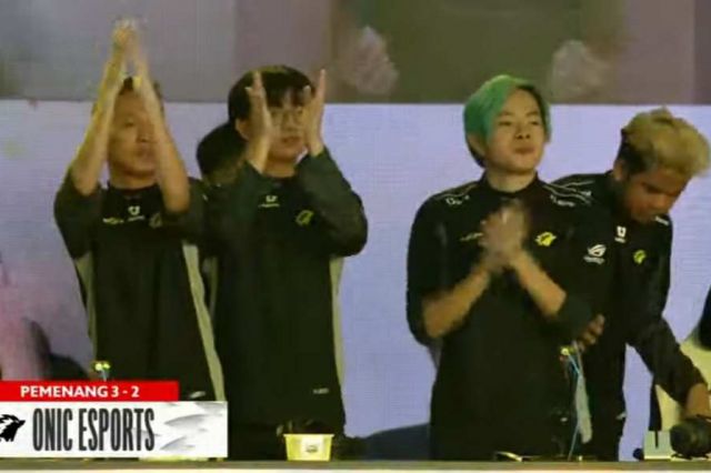 Menang Atas EVOS Legends, ONIC ke Grand Final MPL ID Season 8