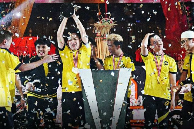 ONIC Juara MPL ID Season 8