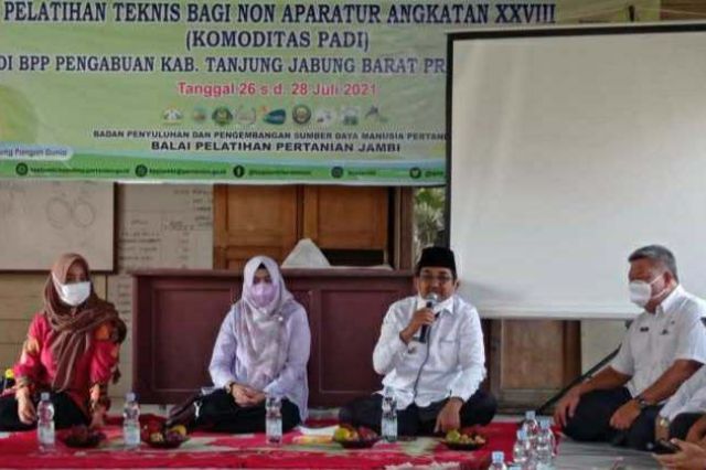 Bupati Anwar Sadat Optimis Beras Tanjab Barat Dapat Bersaing dengan Daerah Luar