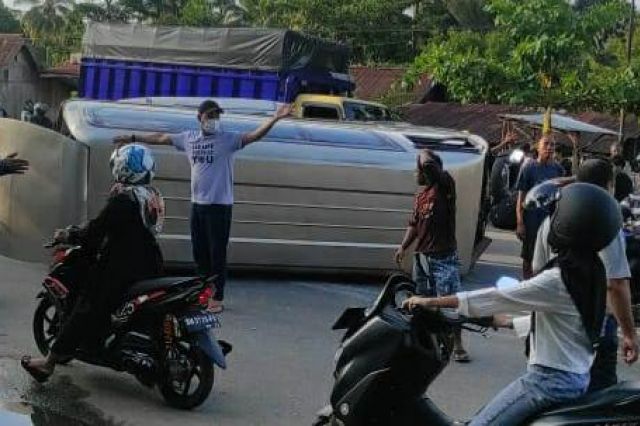 Bus Persikota Sungai Penuh di Kabarkan Mengalami Kecelakaan di Bangko