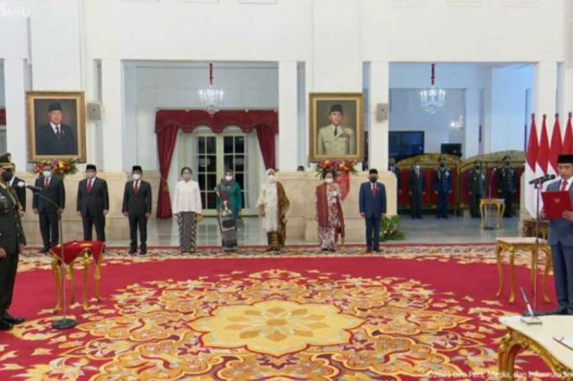 Presiden Jokowi Lantik Andika Perkasa Jadi Panglima TNI dan Dudung Sebagai KSAD
