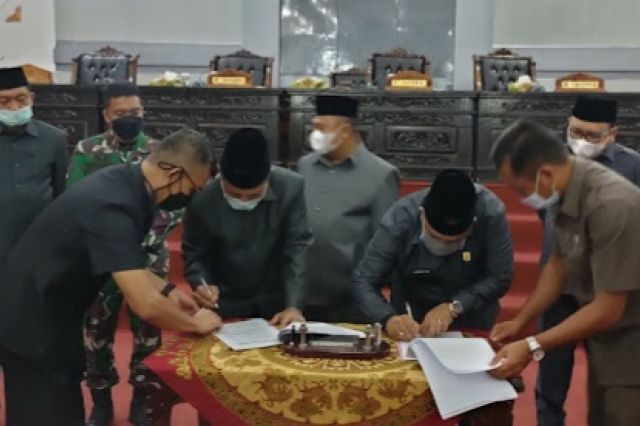 Dewan Sahkan APBD Merangin 2022 Rp 1,36 Triliun