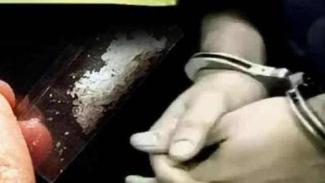 Sedang Santai Pakai Narkoba, Dua Pria Diringkus Aparat