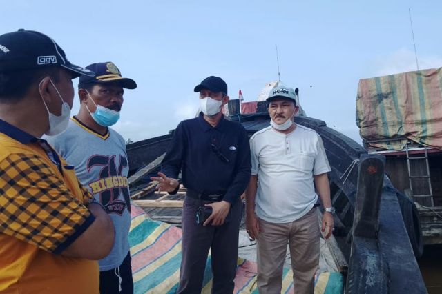 Sekda Gerak Cepat Cek Kerusakan Jembatan WFC yang Tetabrak Kapal