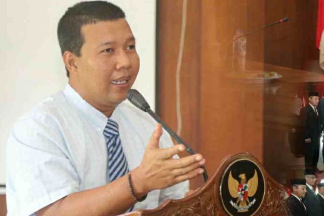Musibah Gelombang Pasang Air Hitam Laut, Bupati Romi Sebut Relokasi Dipertimbangkan