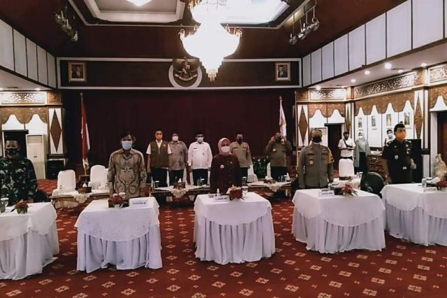 Pj Gubernur Jambi Siapkan Rencana Strategis Antisipasi Bencana Alam dan Karhutla