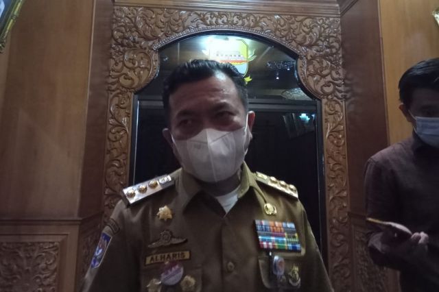 Audiensi Bersama Siswa Peraih Medali Emas Tingkat Nasional, Gubernur Al Haris: Sekolah Swasta Berperan Besar Bagi Kemajuan SDM di Jambi