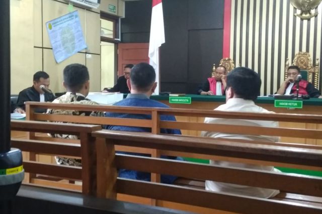 Effendi Hatta Cs Dituntut 5 Tahun Penjara oleh Jaksa KPK