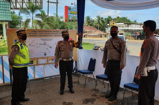 Wadirlantas Polda Jambi Tinjau 'Check Point' di Pos Pam KM 35 Tungkal Ulu