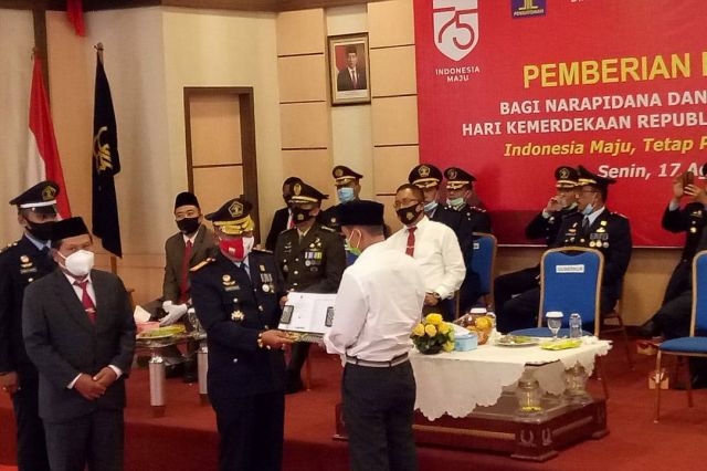 Wakil Gubernur Jambi, Asisten II Serahkan SK Remisi Kepada 2.517 Warga Binaan Pemasyarakatan