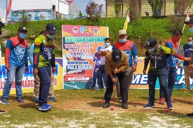 Al Haris Buka Turnamen Gate Boll Bina Marga Cup 2020