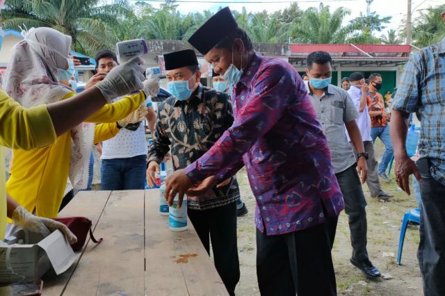 Patuhi Protokol Kesehatan, Al Haris Didampingi Nalim Hadiri Pengukuhan Relawan Haris-Sani